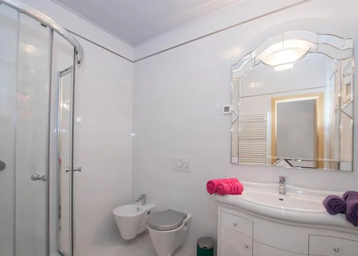 Bella Vista 2 아파트